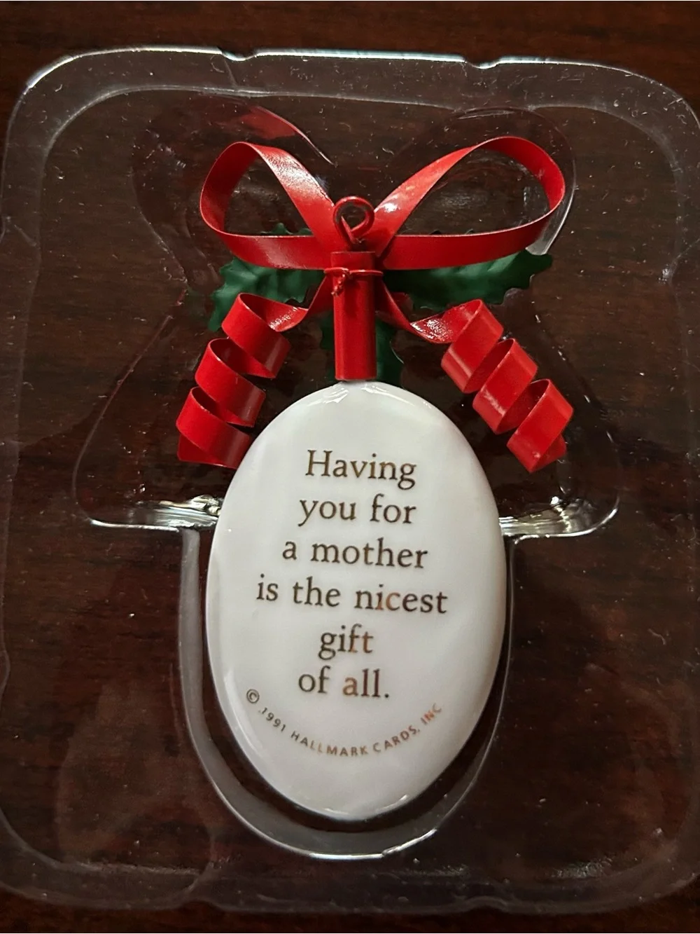 Hallmark Keepsake Ornament 1991 - Red, Green & White Holiday 'Mother' Oval